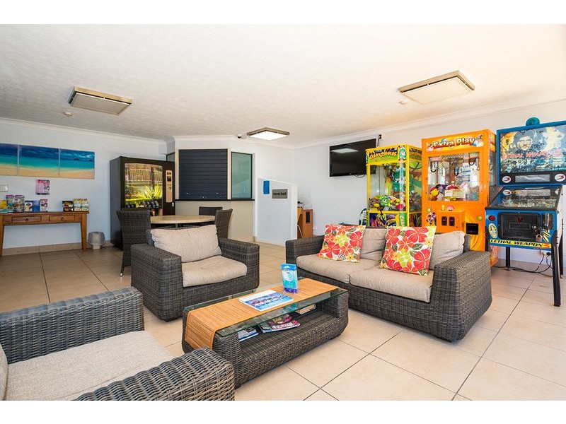 50 Old Burleigh Road, Surfers Paradise QLD 4217