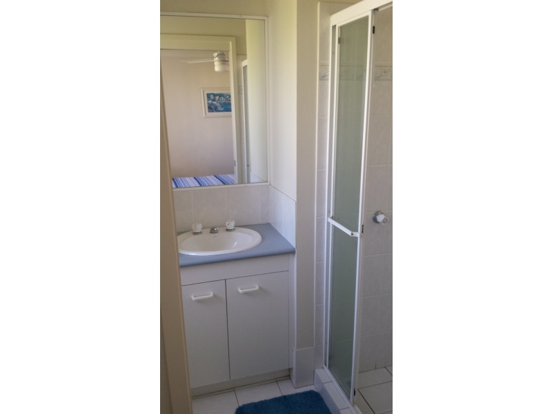 16 Lloyd Street, Southport QLD 4215