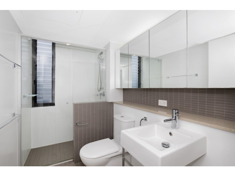 2424/40 MERIVALE ST, South Brisbane QLD 4101