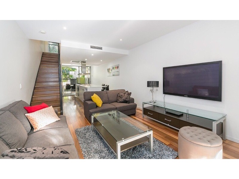 4w/28 Cordelia St, South Brisbane QLD 4101