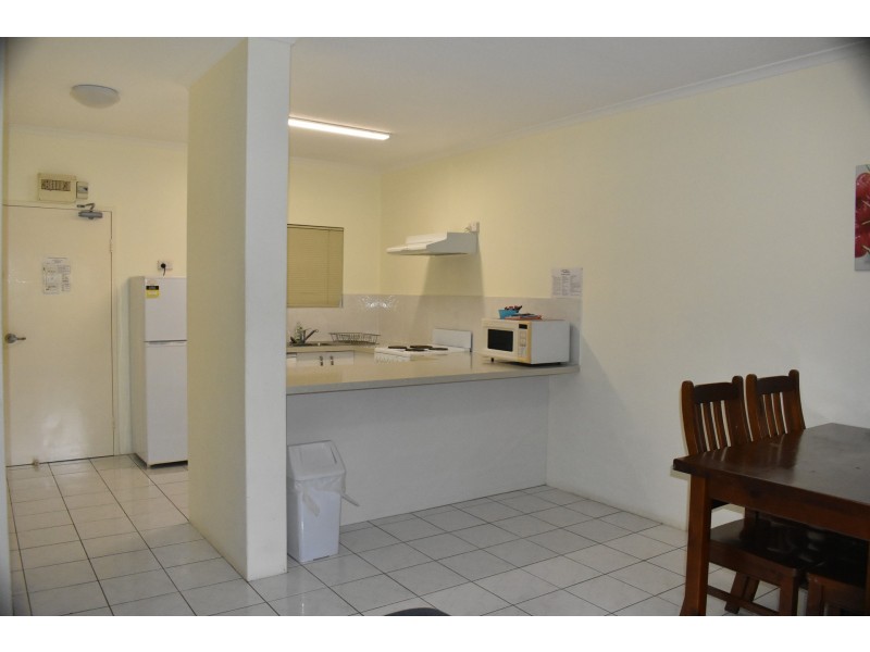 191 mcleod street, Cairns North QLD 4870