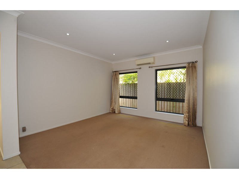 33 Sheldon Street, Calamvale QLD 4116