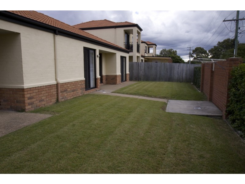 4/2 Prudence Court, Carina QLD 4152