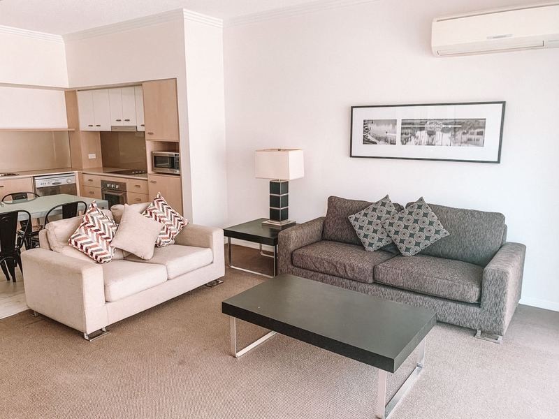 39/19 Lake Street, Varsity Lakes QLD 4227