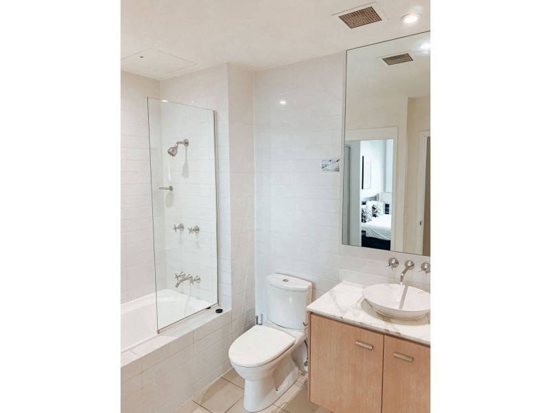 39/19 Lake Street, Varsity Lakes QLD 4227