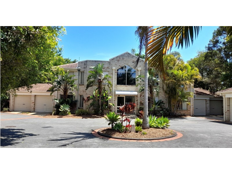 4/57 Worendo Street, Southport QLD 4215