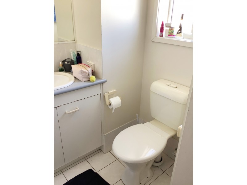 16 Lloyd Street, Southport QLD 4215