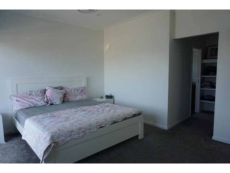 39 Forest Court, Helensvale QLD 4212