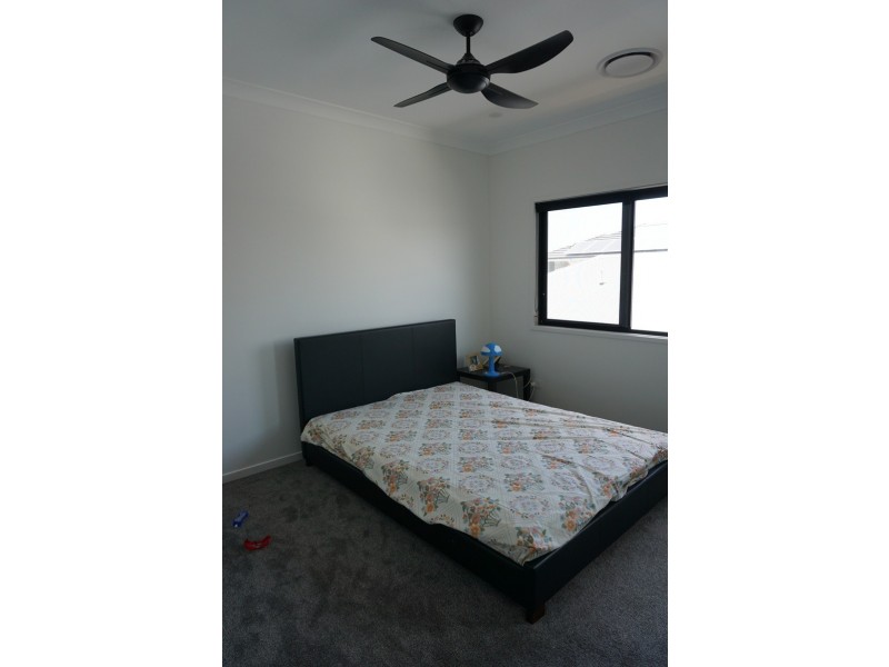 39 Forest Court, Helensvale QLD 4212