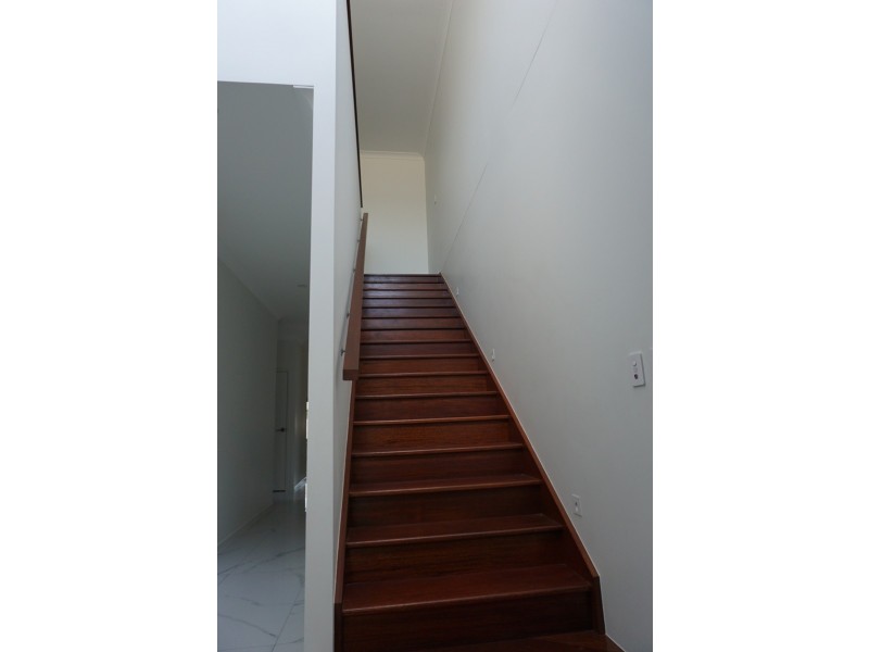 39 Forest Court, Helensvale QLD 4212