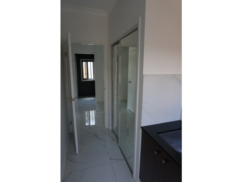 39 Forest Court, Helensvale QLD 4212