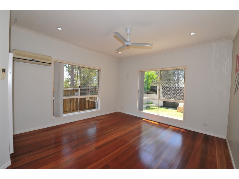 18 Sakarben Street, Eight Mile Plains QLD 4113