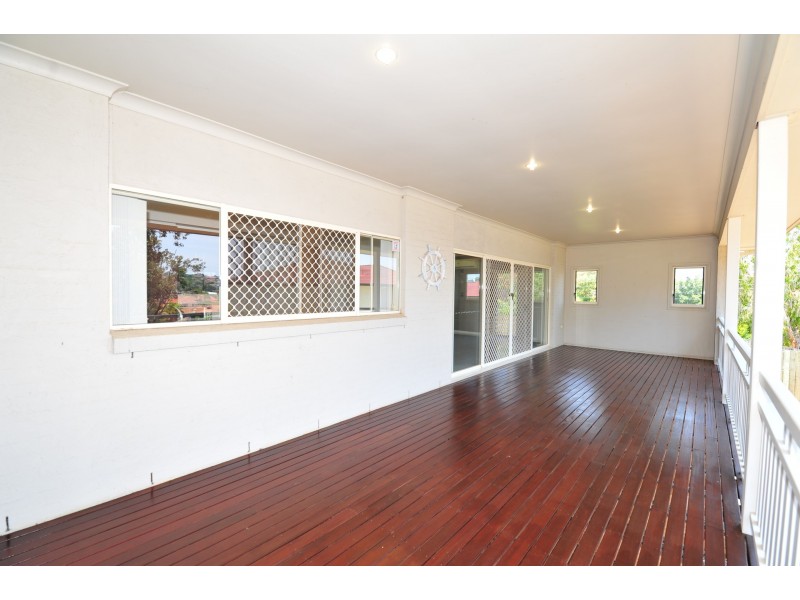 18 Sakarben Street, Eight Mile Plains QLD 4113