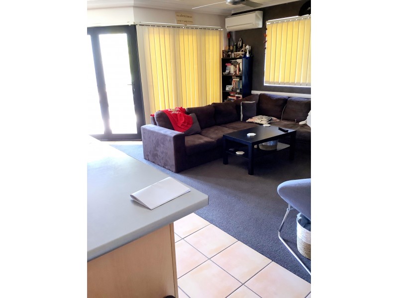 8-10 Lloyd Street, Southport QLD 4215