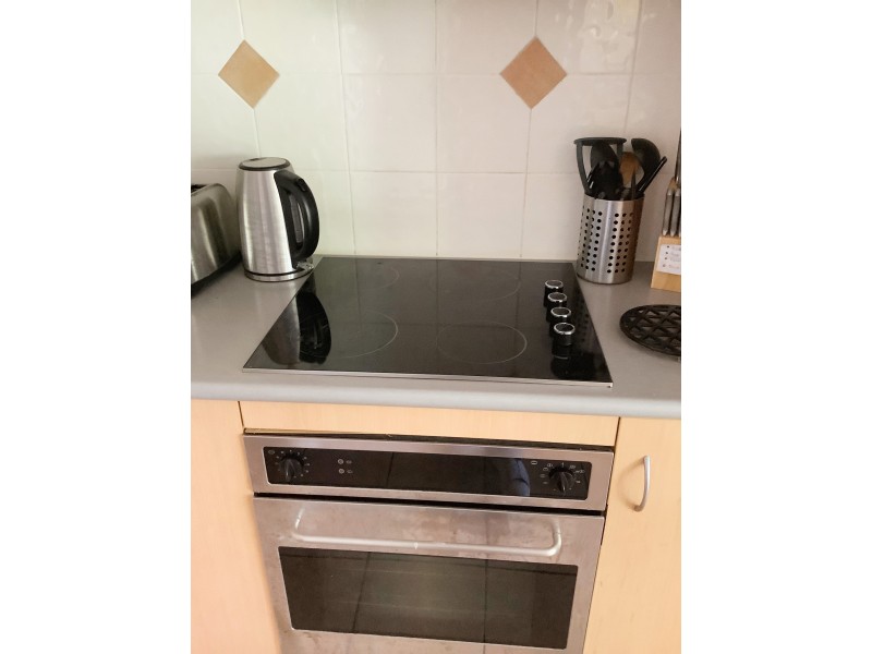 8-10 Lloyd Street, Southport QLD 4215