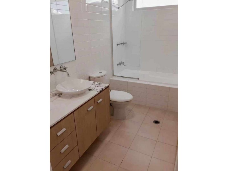 19/228 Varsity Parade, Varsity Lakes QLD 4227