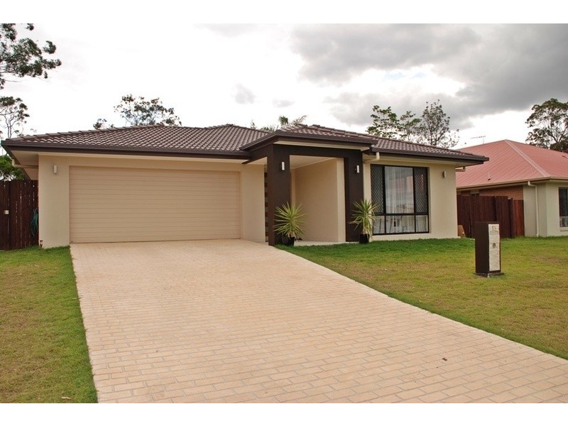 13 Dily St, Hillcrest QLD 4118