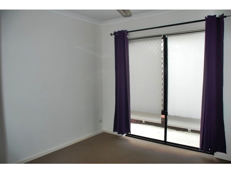 13 Dily St, Hillcrest QLD 4118