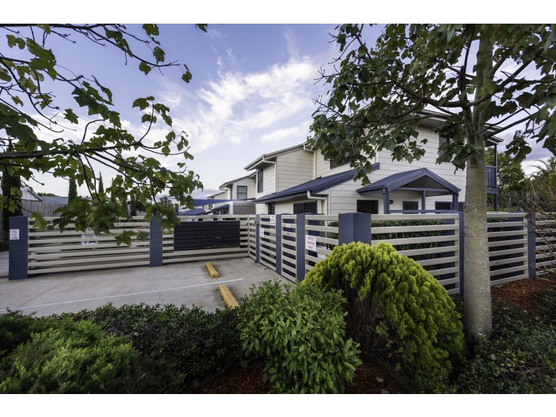 Kearneys Spring QLD 4350