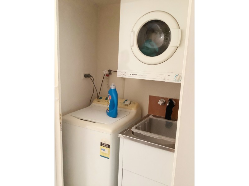 16-18 Lloyd Street, Southport QLD 4215