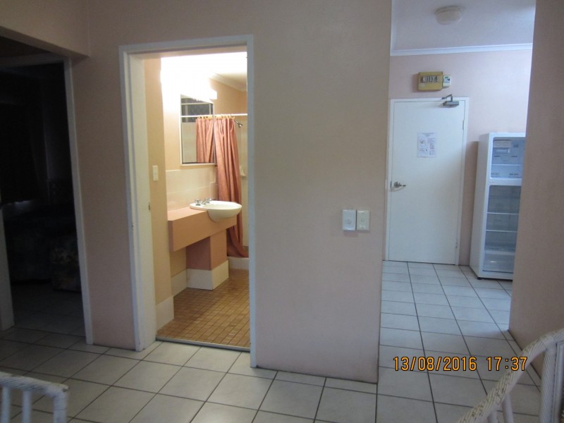 191 McLeod Street, Cairns North QLD 4870