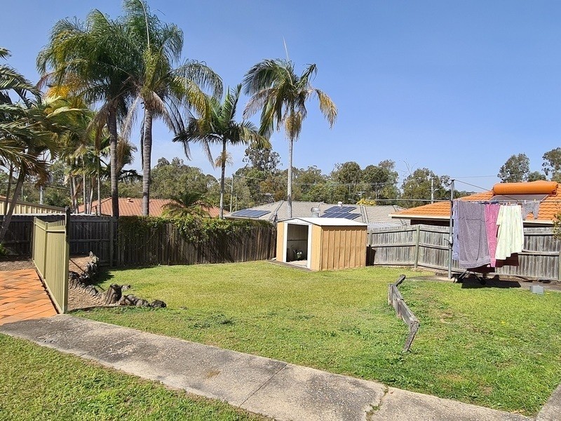 3 Virosa Court, Regents Park QLD 4118