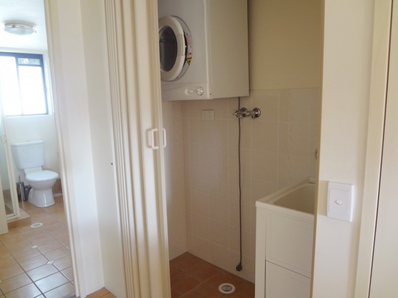 8-10 Lloyd Street, Southport QLD 4215