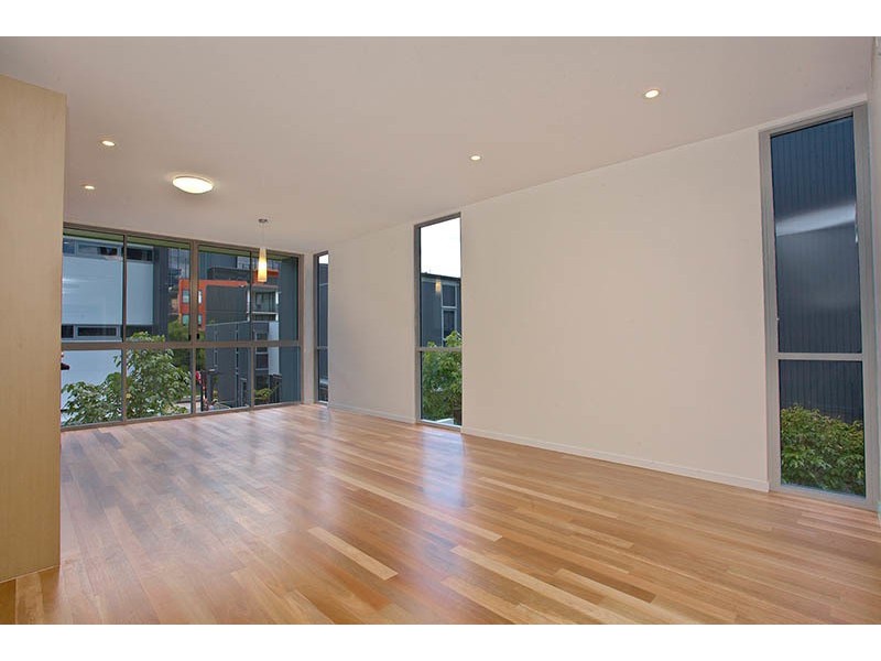 11w/28 Cordelia St, South Brisbane QLD 4101