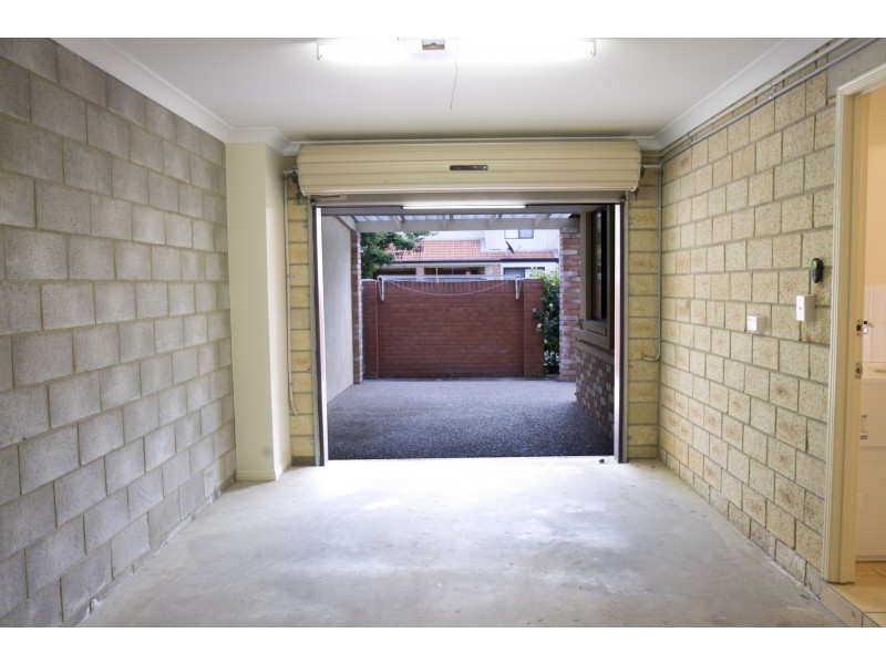 2/132 Kate street, Carina QLD 4152