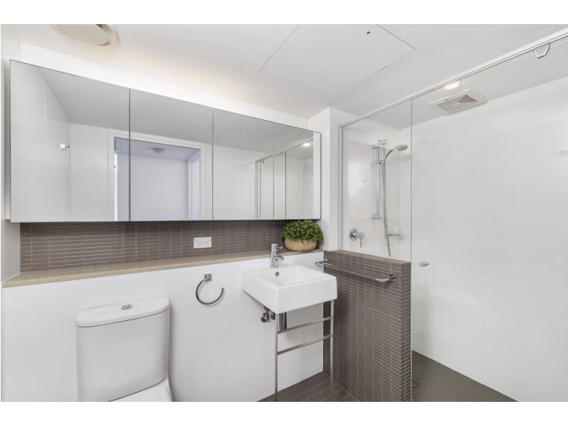 2422/40 MERIVALE ST, South Brisbane QLD 4101
