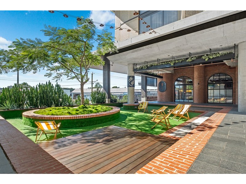 205/19 Deshon street, Woolloongabba QLD 4102