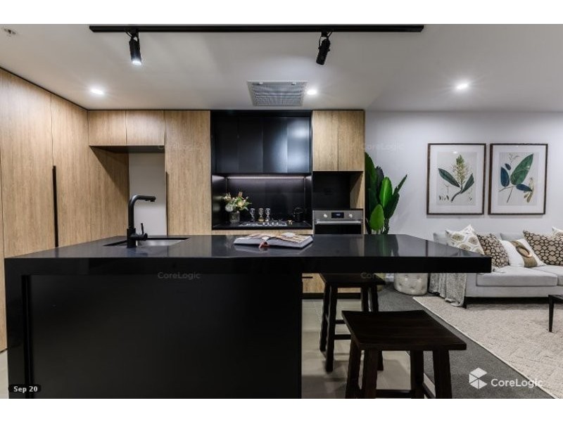 205/19 Deshon street, Woolloongabba QLD 4102