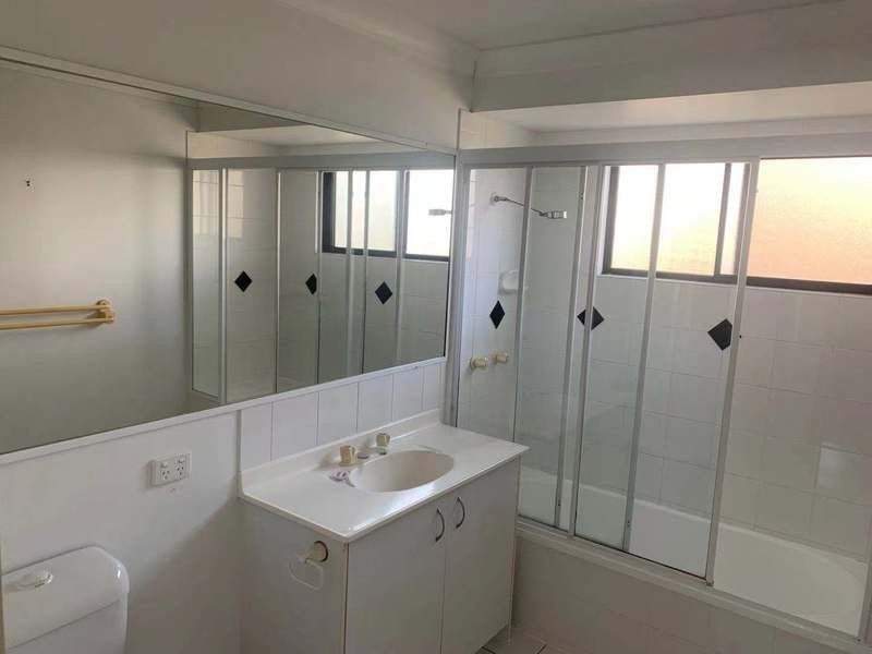 2/247 Mooroondu Road, Thorneside QLD 4158