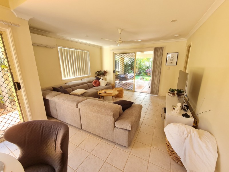9 Amazons Place, Sinnamon Park QLD 4073
