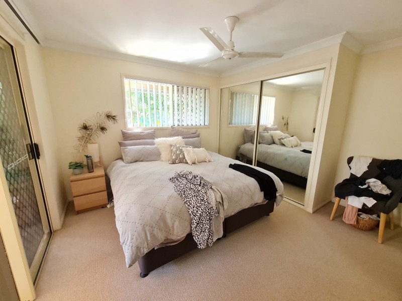 9 Amazons Place, Sinnamon Park QLD 4073
