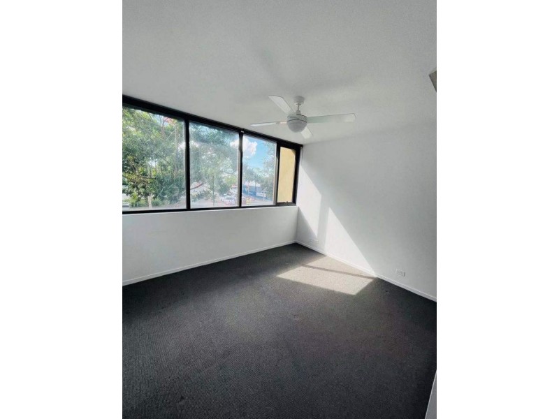 204/31 Peter Doherty St, Dutton Park QLD 4102