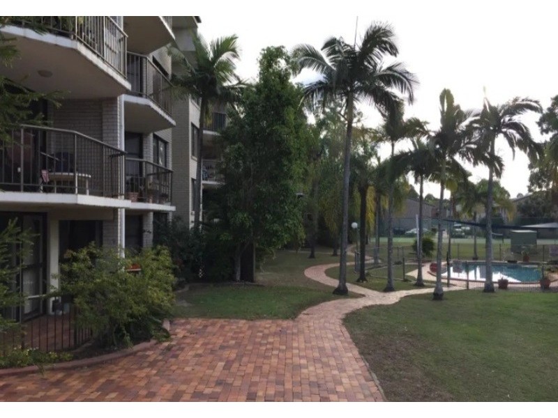 2/40 Murev Way, Carrara QLD 4211