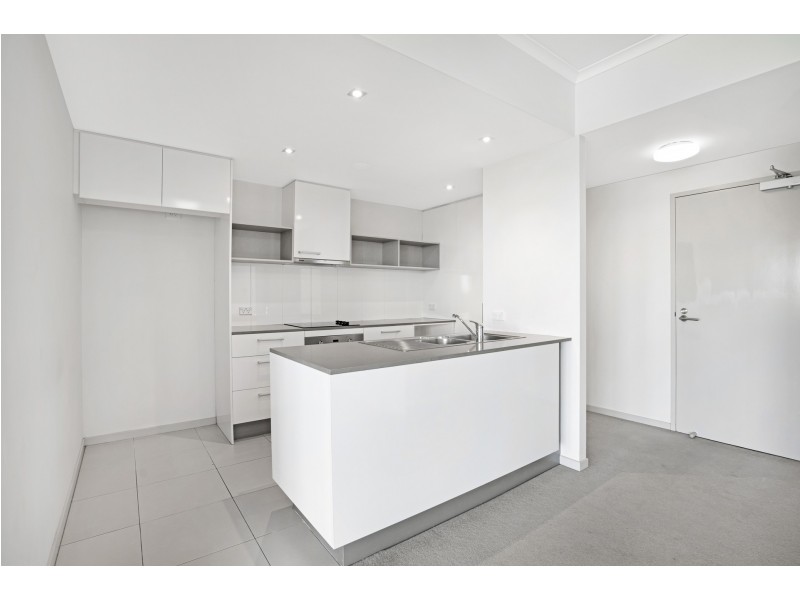 21B/129-133 Laver Drive, Robina QLD 4226