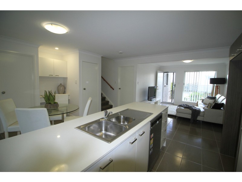 21/12 KIMBERLEY CLOSE, Redbank Plains QLD 4301