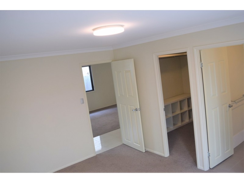 92 Lang Street, Sunnybank Hills QLD 4109