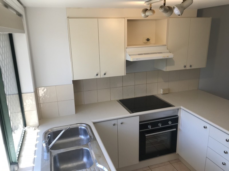 223 Middle Street, Cleveland QLD 4163