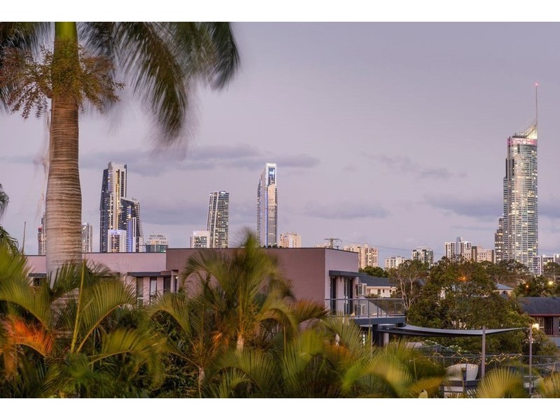 Surfers Paradise QLD 4217