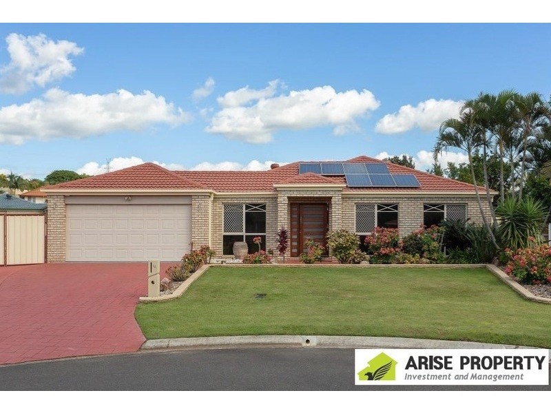 10 Poinciana Pl, Eight Mile Plains QLD 4113