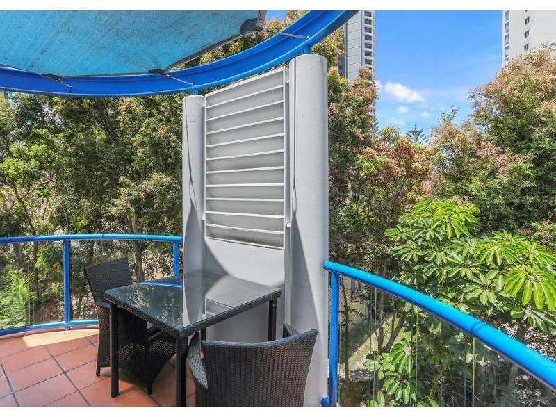 18/193-197 Surf Parade, Surfers Paradise QLD 4217