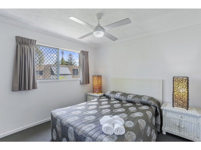 18/193-197 Surf Parade, Surfers Paradise QLD 4217