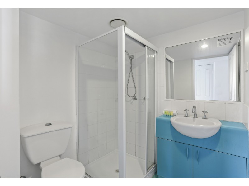 18/193-197 Surf Parade, Surfers Paradise QLD 4217