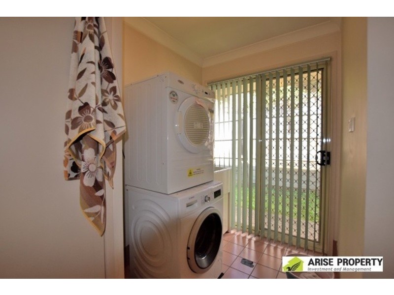 42 Silky Oak Cres, Carindale QLD 4152