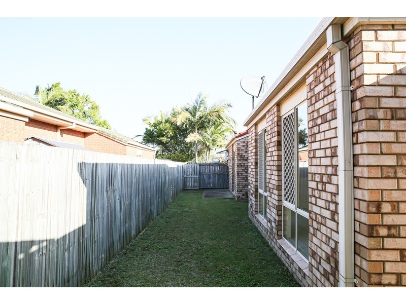 15 wivenhoe pl, Runcorn QLD 4113