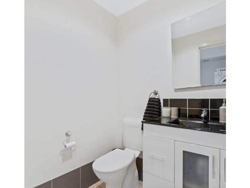 405 Kessels Road, Robertson QLD 4109