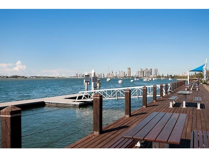 3/156 Frank Street, Labrador QLD 4215